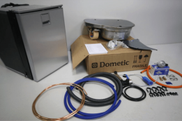 Dometic/Smev 8821 with Standard Installation Kit and Isotherm Fridge